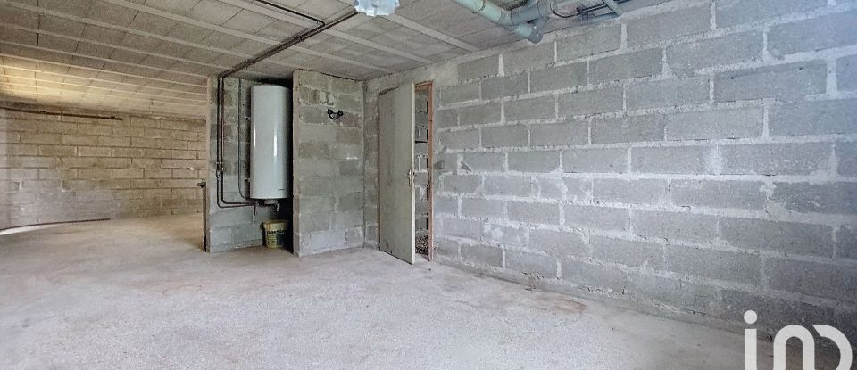 Maison traditionnelle 4 pièces de 71 m² à Marigny-le-Châtel (10350)