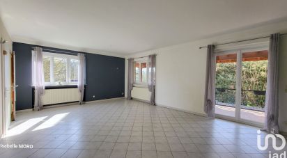 House 5 rooms of 117 m² in Novéant-sur-Moselle (57680)