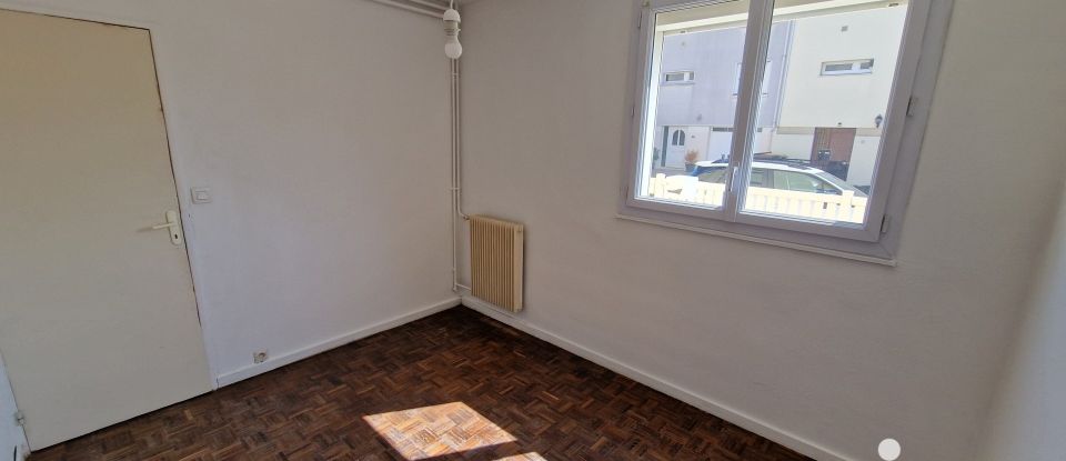 Town house 6 rooms of 92 m² in La Queue-en-Brie (94510)