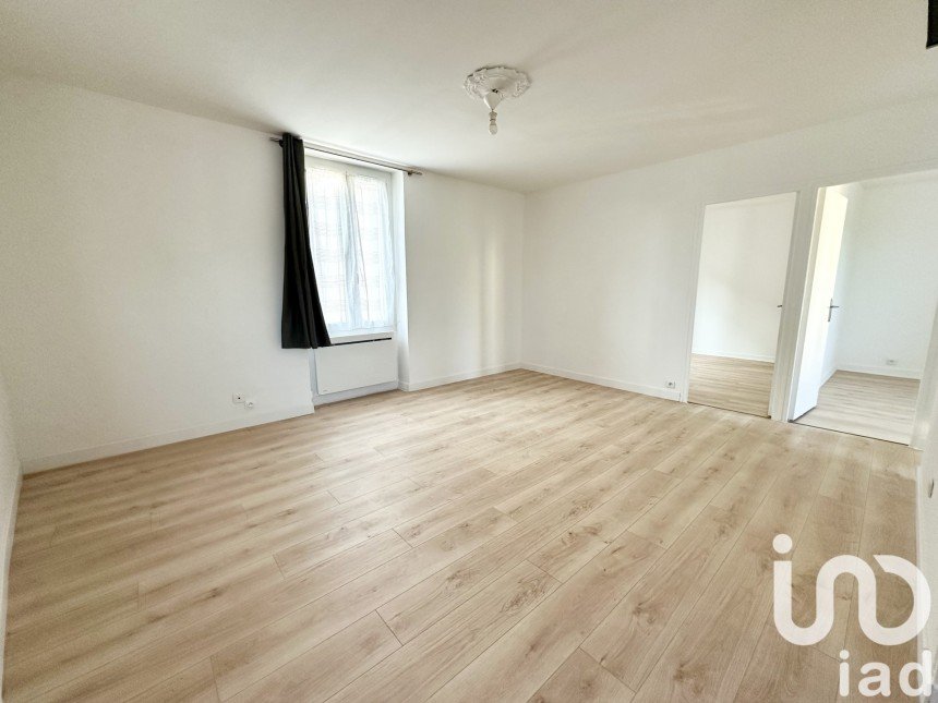 Appartement 3 pièces de 52 m² à Étampes (91150)