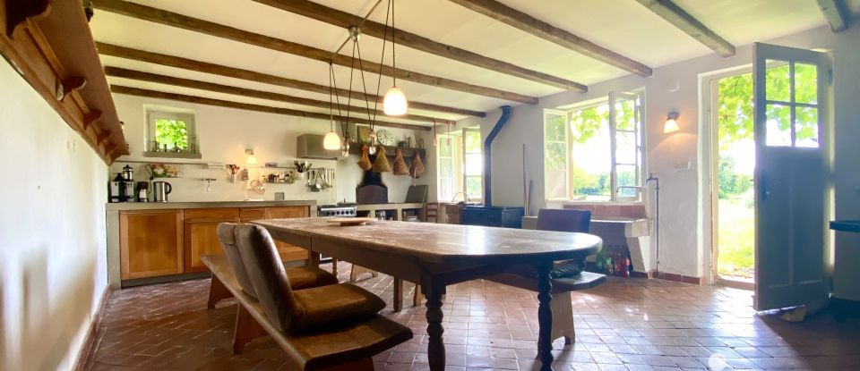 Country house 10 rooms of 296 m² in Vahl-lès-Bénestroff (57670)