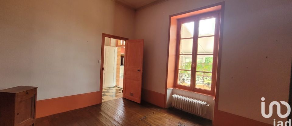 House 7 rooms of 150 m² in Vairé (85150)