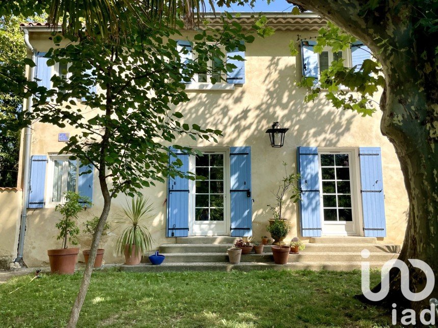 Maison 6 pièces de 150 m² à Avignon (84000)