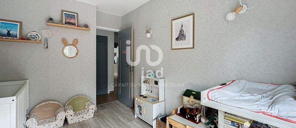 Appartement 4 pièces de 77 m² à Dammarie-les-Lys (77190)