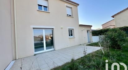 Pavillon 5 pièces de 104 m² à Croutelle (86240)