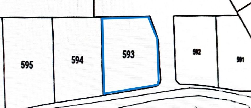 Terrain de 1 369 m² à Saint-Germain-les-Belles (87380)