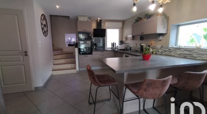 House 3 rooms of 62 m² in Bourgoin-Jallieu (38300)