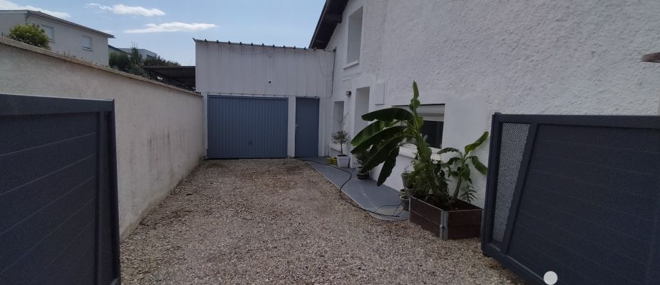 House 3 rooms of 62 m² in Bourgoin-Jallieu (38300)