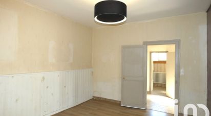 House 5 rooms of 95 m² in Neuville-de-Poitou (86170)