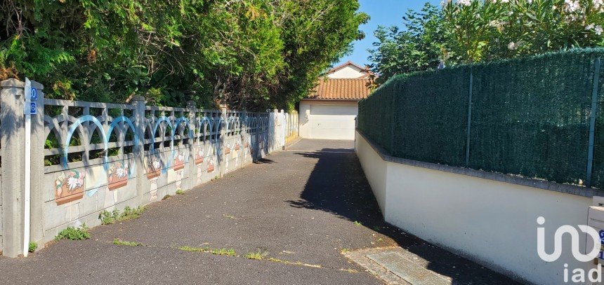 House 6 rooms of 153 m² in Clermont-Ferrand (63100)