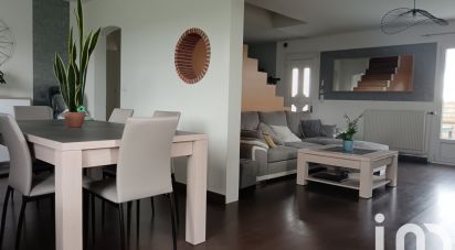 Maison 5 pièces de 105 m² à Beaumont-le-Roger (27170)