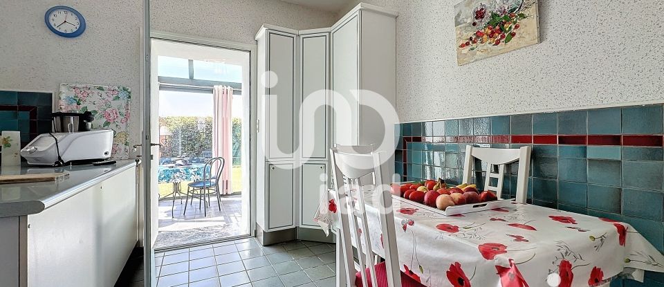 House 5 rooms of 165 m² in Odos (65310)