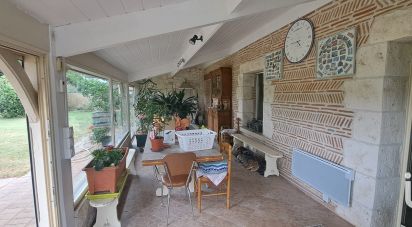 Maison 4 pièces de 150 m² à Saint-Pierre-d'Eyraud (24130)