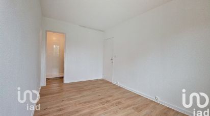 Apartment 4 rooms of 84 m² in Pau (64000)