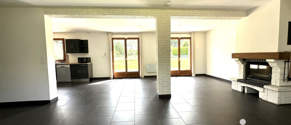 House 4 rooms of 117 m² in Saint-Benoît-d'Hébertot (14130)