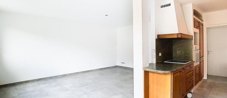 Appartement 4 pièces de 80 m² à Divonne-les-Bains (01220)