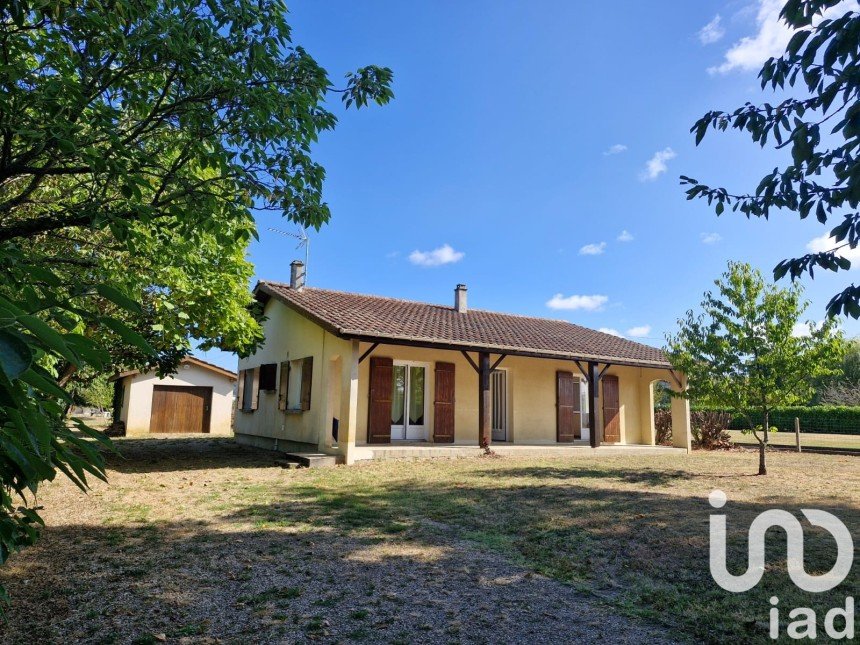 Maison 4 pièces de 94 m² à Montcaret (24230)