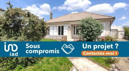 Maison 5 pièces de 94 m² à Sillars (86320)