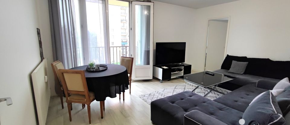 Appartement 3 pièces de 65 m² à Compiègne (60200)