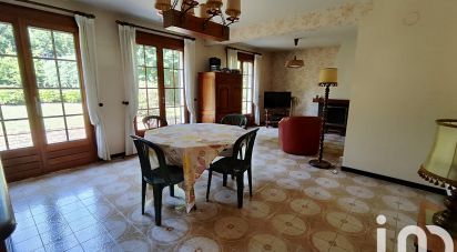 House 6 rooms of 115 m² in Fagnières (51510)