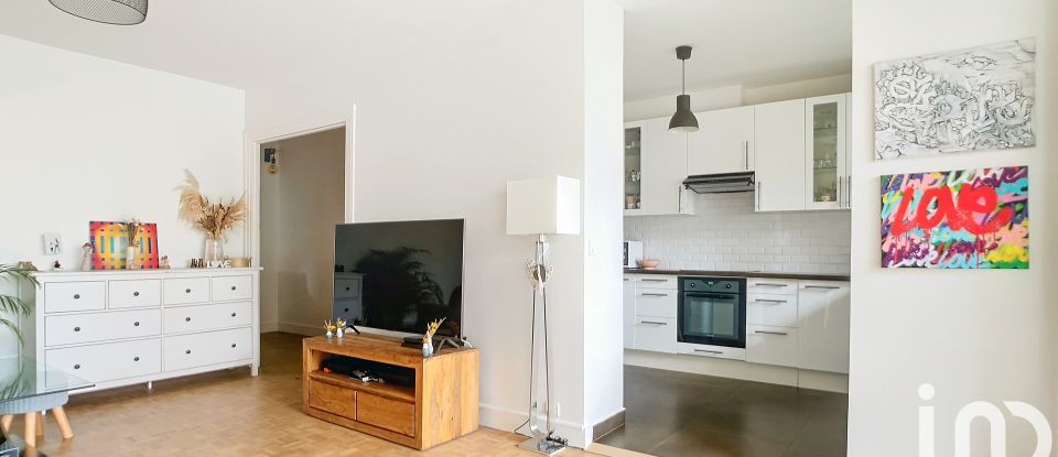 Apartment 3 rooms of 69 m² in Colombes (92700)