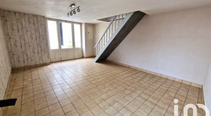 Village house 4 rooms of 87 m² in Chemillé-en-Anjou (49120)