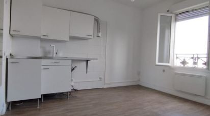 Apartment 2 rooms of 26 m² in Issy-les-Moulineaux (92130)