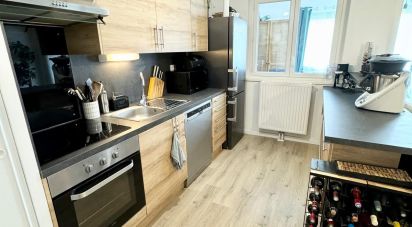 Apartment 3 rooms of 64 m² in La Madeleine (59110)