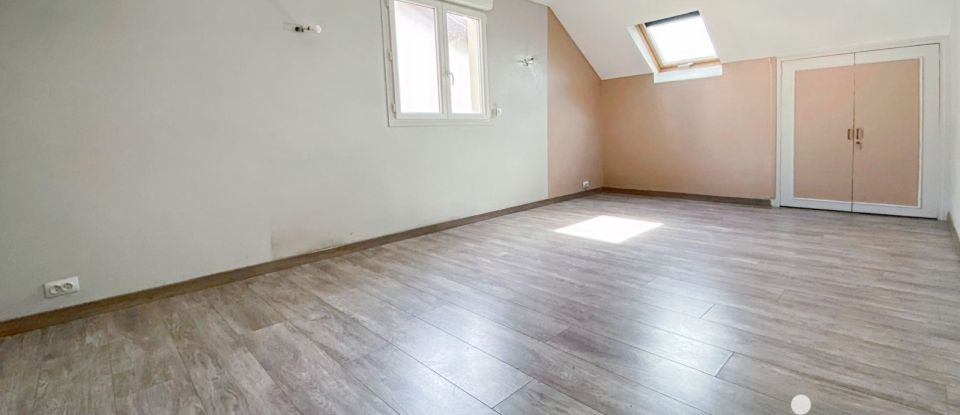 House 7 rooms of 230 m² in Neuilly-sur-Marne (93330)