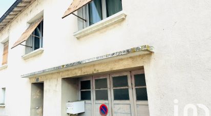 Maison 9 pièces de 233 m² à Chef-Boutonne (79110)