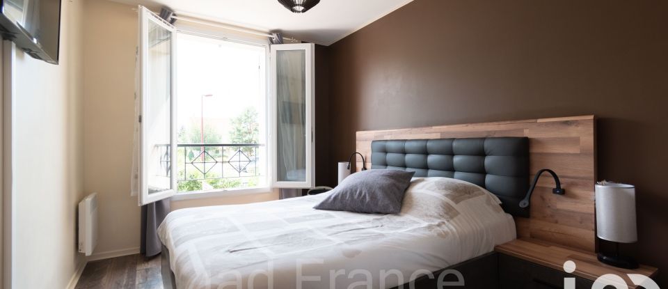 Maison 5 pièces de 75 m² à Freneuse (78840)