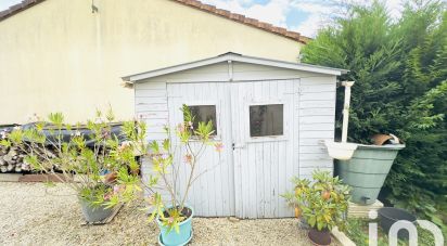 Pavilion 4 rooms of 88 m² in Fontaine-le-Comte (86240)