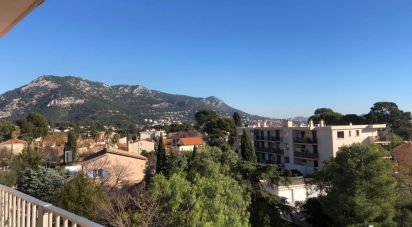 Appartement 4 pièces de 72 m² à Toulon (83200)