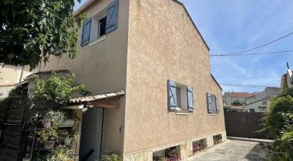 House 5 rooms of 130 m² in Toulon (83000)