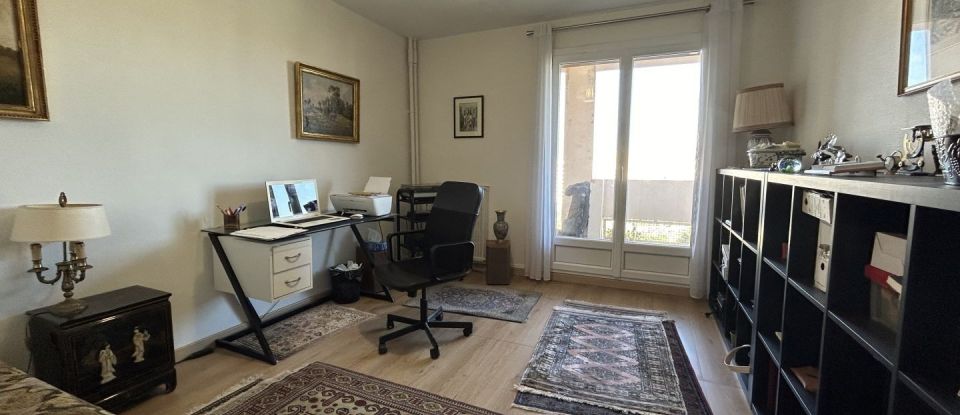 Appartement 3 pièces de 82 m² à Toulon (83000)