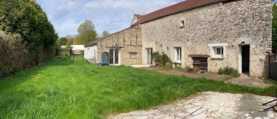 Maison 6 pièces de 140 m² à Jouy-le-Châtel (77970)