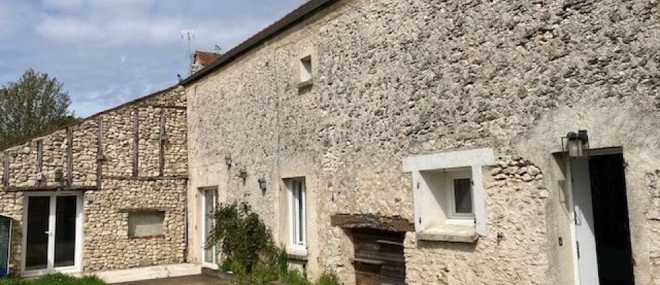 Maison 6 pièces de 140 m² à Jouy-le-Châtel (77970)