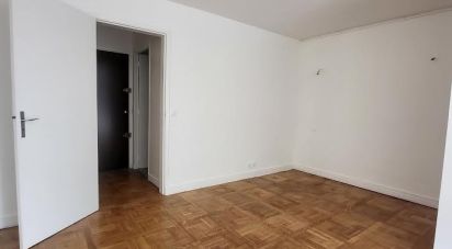 Studio 1 room of 31 m² in Paris (75015)