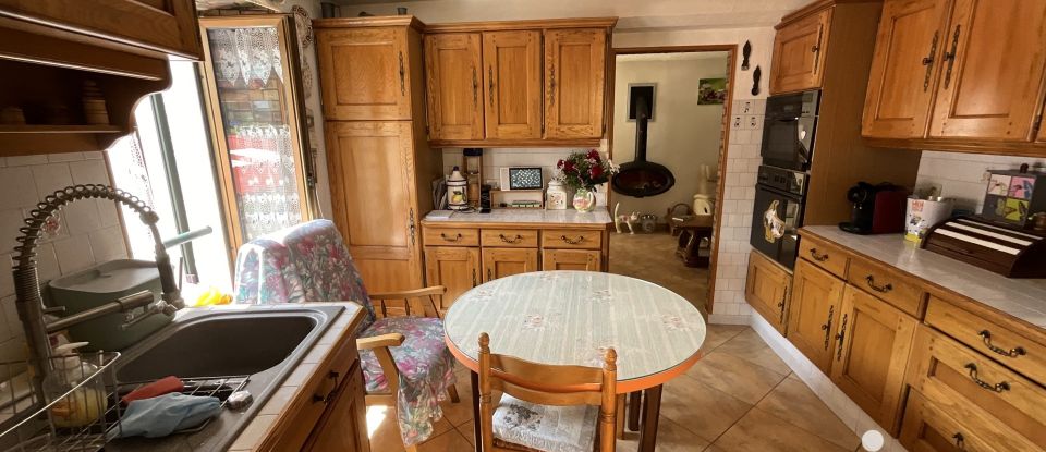 House 12 rooms of 300 m² in Saintry-sur-Seine (91250)