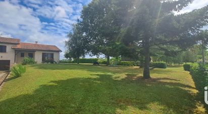 Maison 4 pièces de 100 m² à Saint-Pierre-d'Eyraud (24130)