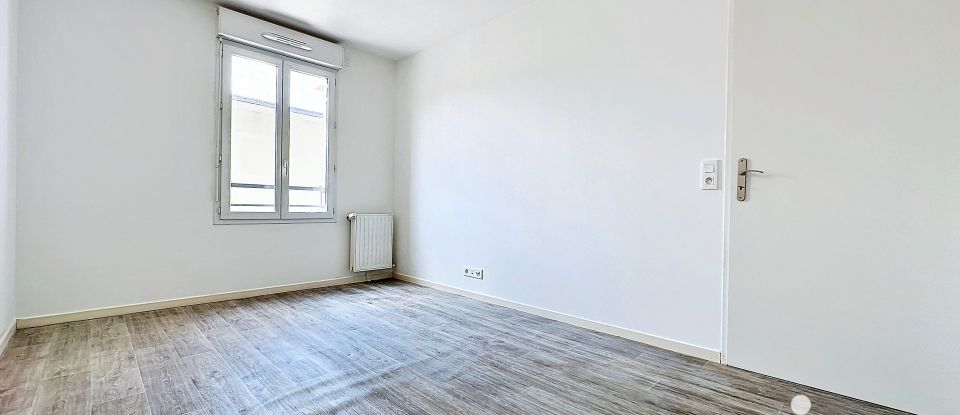 Appartement 2 pièces de 42 m² à La Queue-en-Brie (94510)