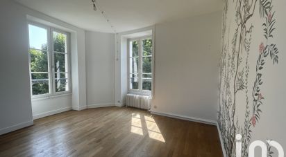 Maison traditionnelle 8 pièces de 170 m² à Mézy-sur-Seine (78250)