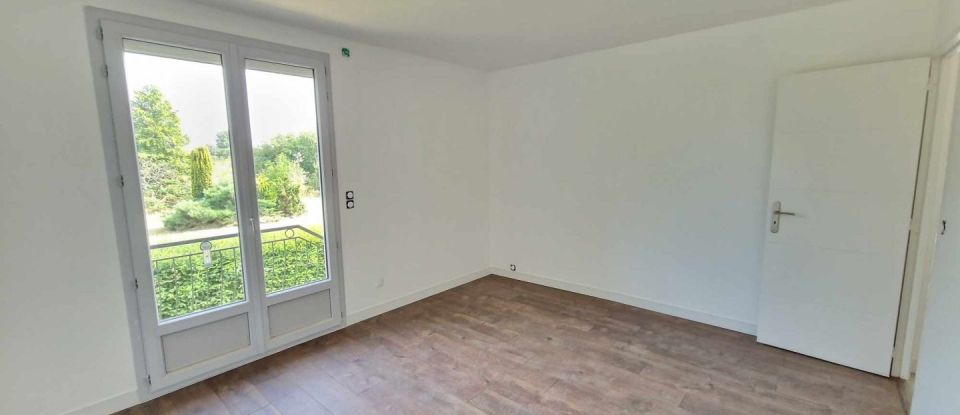 House 5 rooms of 105 m² in Saint-Benoît-sur-Loire (45730)