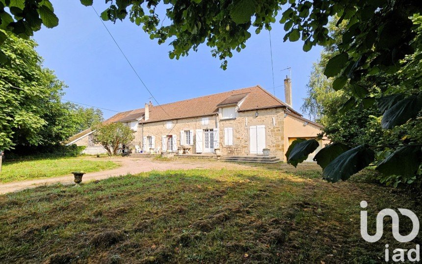 Longère 11 pièces de 190 m² à Autun (71400)