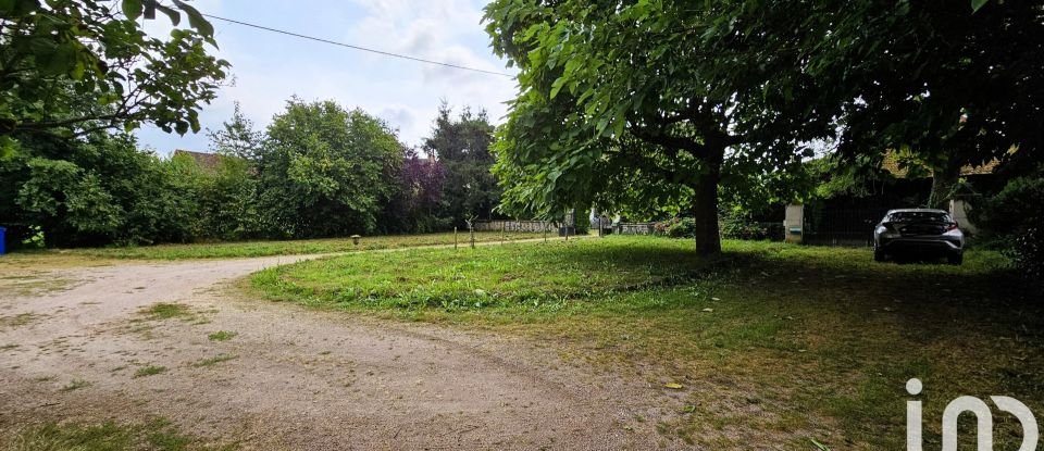 Longère 11 pièces de 190 m² à Autun (71400)