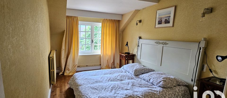 Longère 11 pièces de 190 m² à Autun (71400)