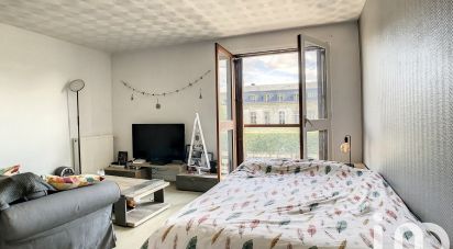 Appartement 1 pièce de 34 m² à Saint-Cyr-l'École (78210)