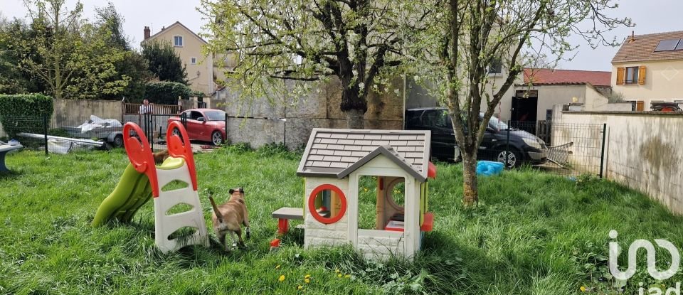 Maison traditionnelle 3 pièces de 77 m² à Claye-Souilly (77410)