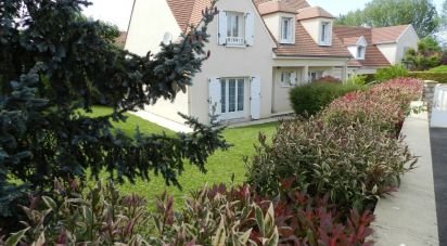 Maison 7 pièces de 150 m² à Claye-Souilly (77410)