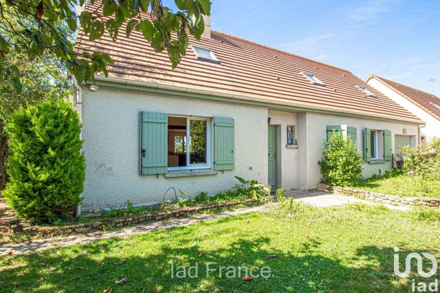 House 7 rooms of 142 m² in AUNEAU (28700)